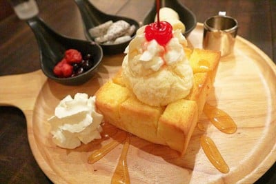 MoreNom : Magic Bar MoreNom : Magic Bar