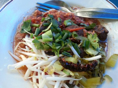 ขนมจีนน้ำเงี้ยว