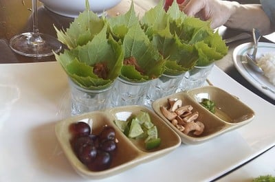 เมี่ยงใบองุ่นสูตรโบราณ