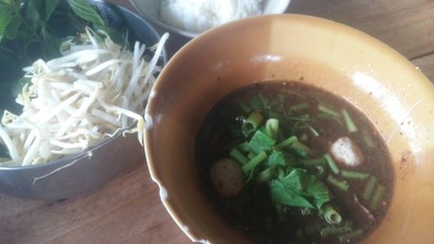 เกาเหลา-ข้าวเปล่า