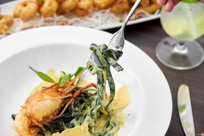 The Vorra Bistro The Chiang Mai Riverside Hotel