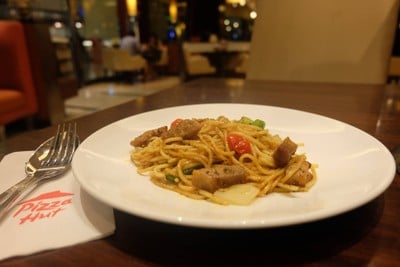 Pizza Hut โลตัสสุขุมวิท 50