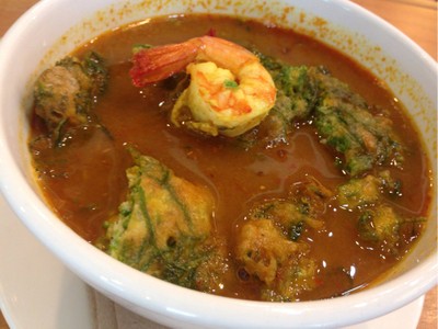 แกงส้มชะอมกุ้ง