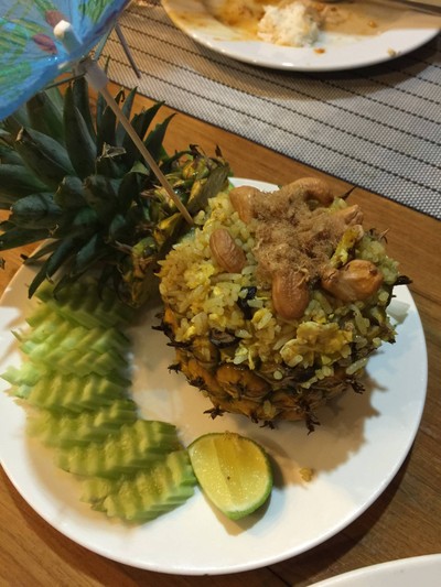 ข้าวอบสับปะรด