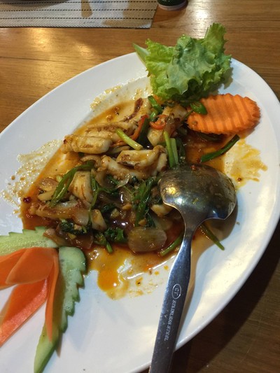 ปลาหมึกผัดน้ำพริกเผา