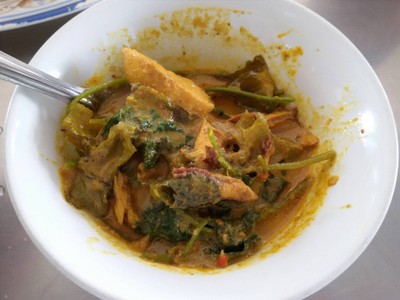 แกงถั่วพลูปลาแห้ง