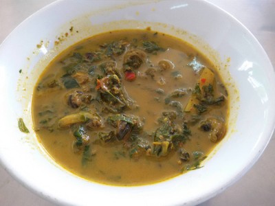 แกงคั่วหอยขม