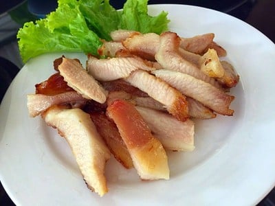 คอหมูย่าง