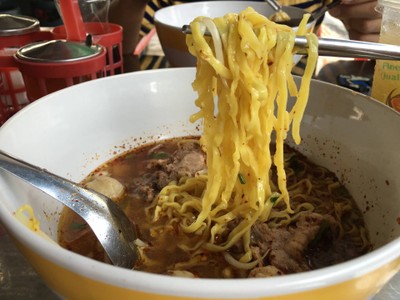เมนูของร้าน ต้นม่วงก๋วยเตี๋ยวต้มยำกระดูกหมู สาขา2 เส้นไปรษณีย์หาดใหญ่