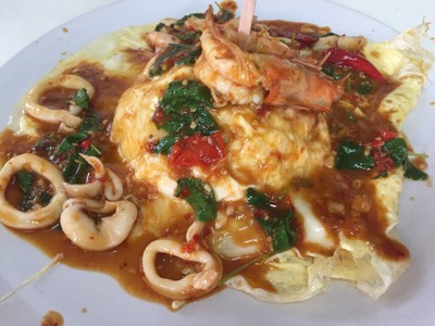 ไข่ข้นกะเพราเบคอน