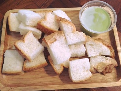 ขนมปังสังขยา