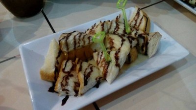 ขนมปัง ราดนม