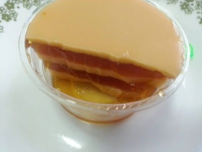 วุ้นกะทิชาเย็น