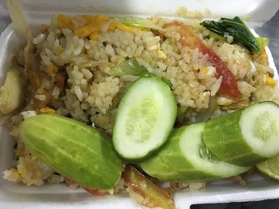 ข้าวผัดหมู (40฿)