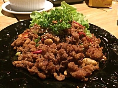 หมูข้าวเม้า อร่อยที่สุด คะ