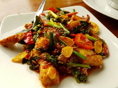 ผัดฉ่าทะเล