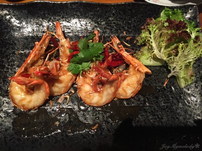 กุ้งลายเสือทอดราดซอสมะขาม