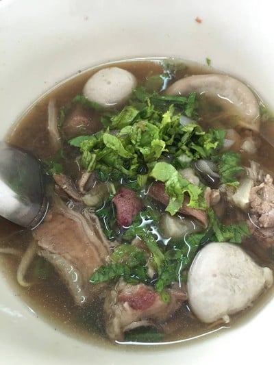 โกเบ เนื้อวัว (Kobe Beef Noodles) โกเบ เนื้อวัว (Kobe Beef Noodles)