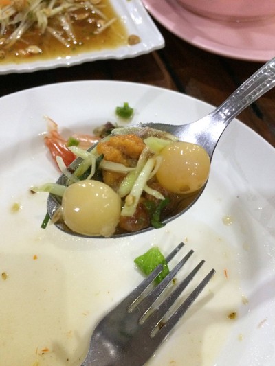 ยำไข่ปูไข่ปลา