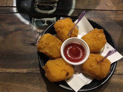 นักเก็ตชีส