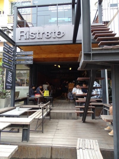 หน้าร้าน Ristr8to ปากซอยนิมมาน ซ.3