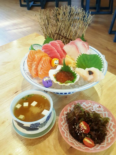 เมนูของร้าน Ta Ke Japanese Restaurant