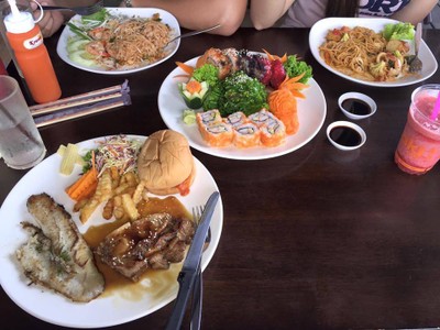 อาหาร หรือ เครื่องดื่ม