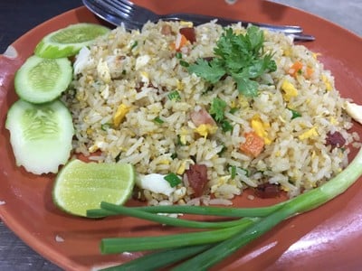 ข้าวผัดปู extra