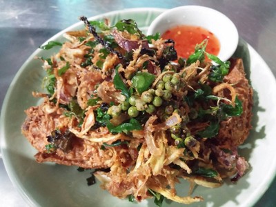 อาหาร หรือ เครื่องดื่ม