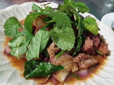 อาหาร หรือ เครื่องดื่ม