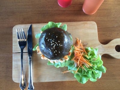 เมนูของร้าน O-OH Farm สวนหลวง