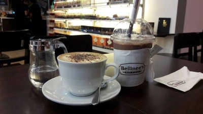 อาหาร หรือ เครื่องดื่ม