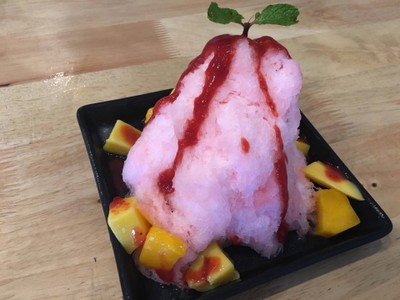 เกล็ดหิมะสตรอเบอรี่