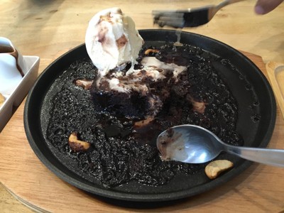 บราวนี่กระทะร้อน