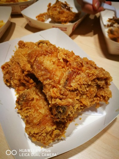 ไก่ทอด hot and spicy