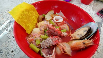 เย็นตาโฟทะเล