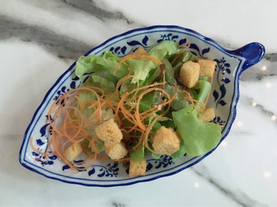 สลัด เสริฟฟรี