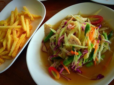 ส้มตำหมูยอ 45฿