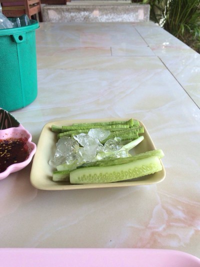 ผักมากับส้มตำ