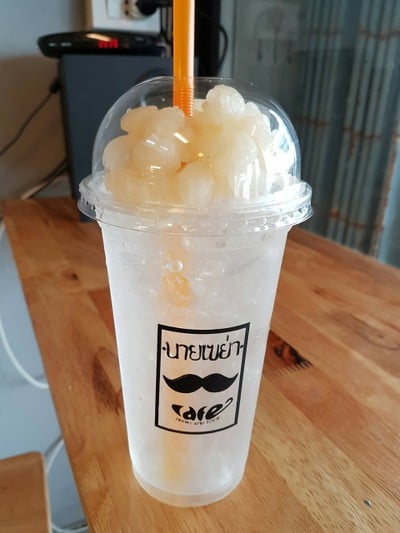 นายเฃย่า