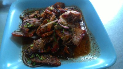 ลาบน้ำตกหมู