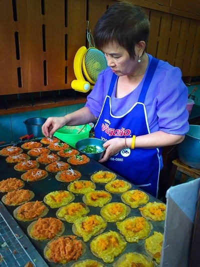 เมนูของร้าน ห้าง ต เง๊กชวน ขนมเบื้องแม่ประภา (บางลำพู) บางลำพู