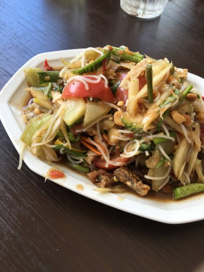 ส้มตำทุ่งกุลา