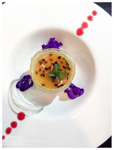 Farmhouse Restaurant (ฟาร์มเฮ้าส์) Farmhouse Restaurant (ฟาร์มเฮ้าส์)