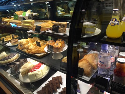 ขนมเยอะ กินอะไรดีนาาา