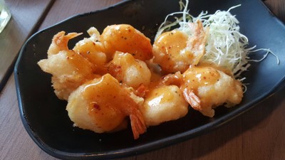 กุ้งชุบแป้งทอดราดมายองเนส