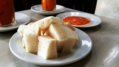 On Lok Yun (ออน ล๊อก หยุ่น)