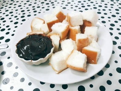 ร้านนมสด & ปังจิ้มช็อก (ตลาดจันทร์กุมาร) (Nom Sod & Pan Jim Choc) ร้านนมสด & ปังจิ้มช็อก (ตลาดจันทร์กุมาร) (Nom Sod & Pan Jim Choc)