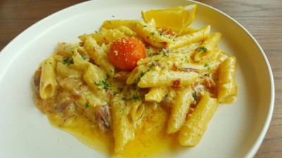 เพเน่คาโบนาร่าไข่เค็ม