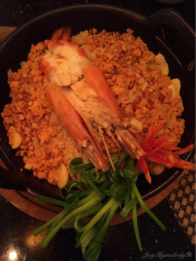 ข้าวอบมันกุ้งคั่วพริกเกลือ